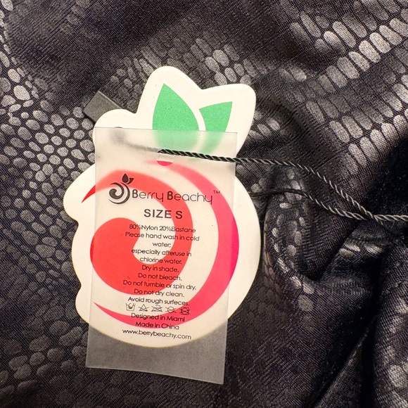 Berry Beachy 3 pc. Black Bikini Women's S-Top M-Bottom - Picture 9 of 12